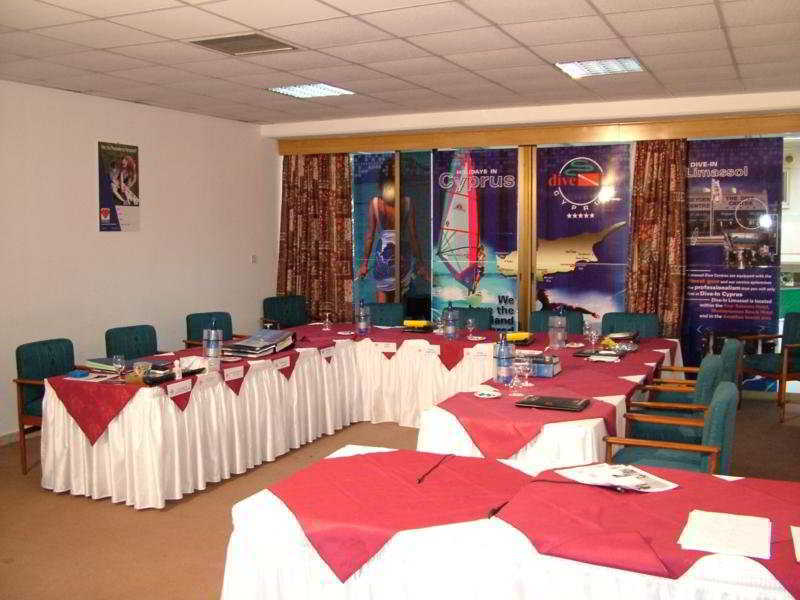 Arsinoe Beach Hotel Limassol Exterior foto
